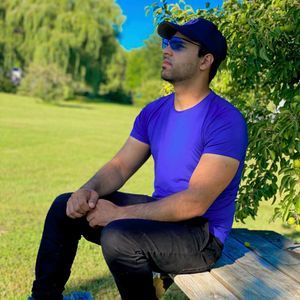 Meet your Posher, Farid